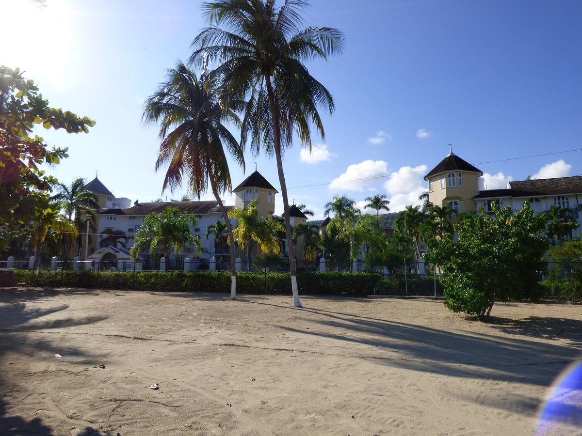 Beach One Bedroom Suite A22 奥乔里奥斯 外观 照片